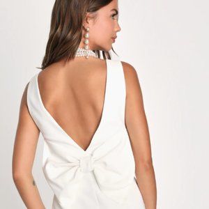 NWOT: Bridal Brand - LULUS - White Sleeveless Bow Mini Dress  | SIZE M